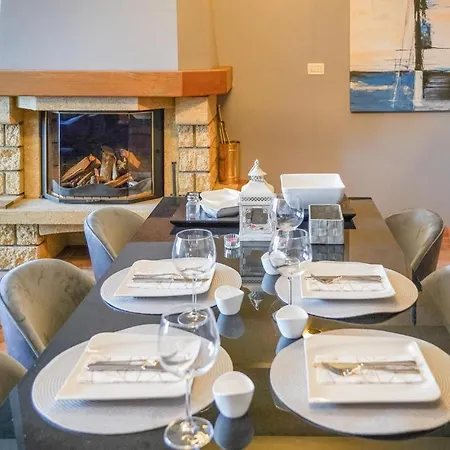 Hotel Beautiful In With Kitchen Brela